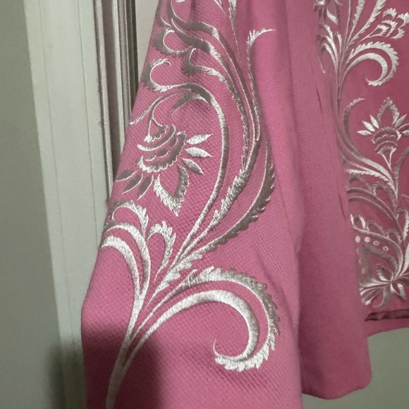 Bob Mackie Pink Blazer with Intricate White Design - Picture 6 of 13